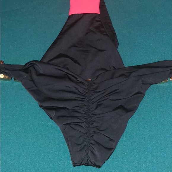 BEACH BUNNY "SHORE LINES" CHAIN MONOKINI - Picture 4 of 8